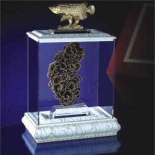 供應(yīng)深圳涌記高檔人參、靈芝養(yǎng)生商務(wù)禮品 品質(zhì)與健康的完美結(jié)合